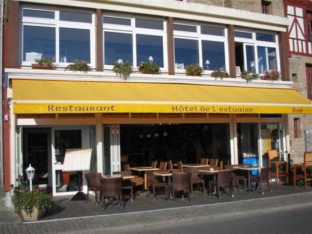 Hotel Rest'A Flots Tréguier Exterior foto